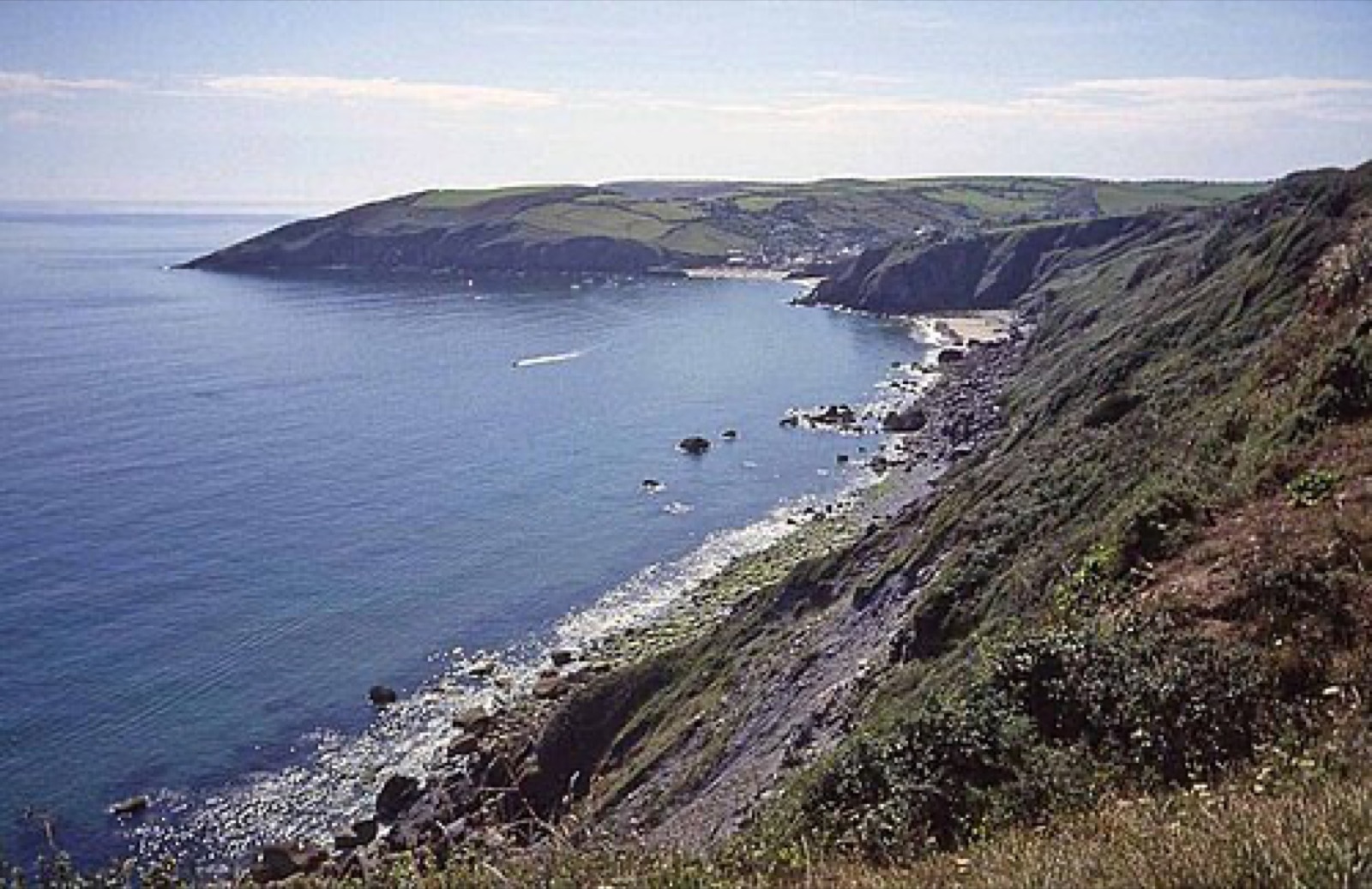 The 8 Best Beaches Near Gorran Haven, Cornwall (and How to Reach Them)