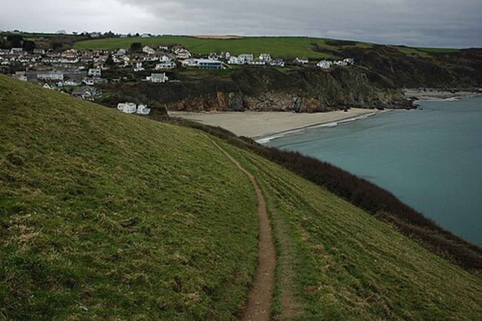5 Stunning Coastal Walks from Gorran Haven on the South West Coast Path