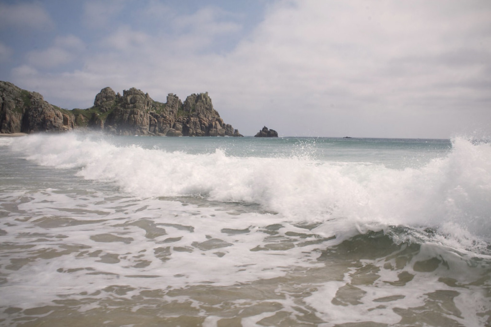 Hemmick Beach: A Quiet Cove Near Gorran Haven (Parking & Access)